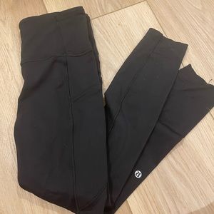 Black lululemon leggings